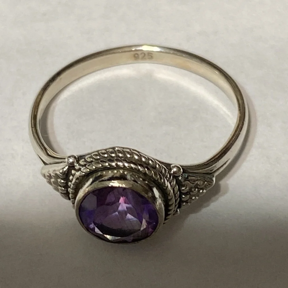 925 silver facated round amethyst stone ring size 8 1/2.
